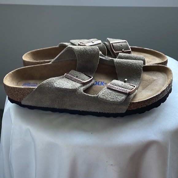 Brand new! Birkenstock Arizona soft side slide - Picture 2 of 7